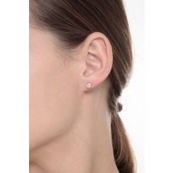 Pendientes solitarios de 6 garras en oro blanco 18 kilates con diamantes de 0,50 quilates  2