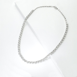 Collar en oro blanco 750 con diamantes navette
