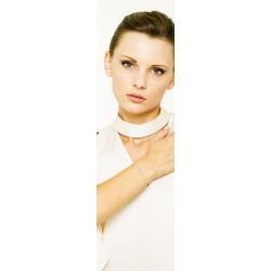 Pulsera con letras LOVE en oro blanco y diamantes 2