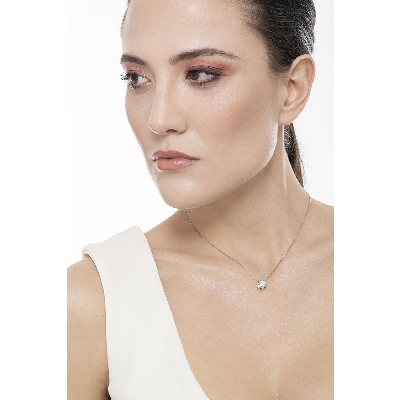 Colgante solitario diamante 0.40 quilates y oro blanco 18 kilates