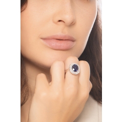 Anillo en oro blanco 18k con zafiro azul y doble halo de diamantes 2