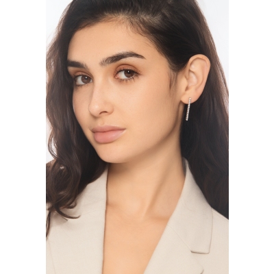 Pendientes tennis lineales en oro blanco 18k con diamantes