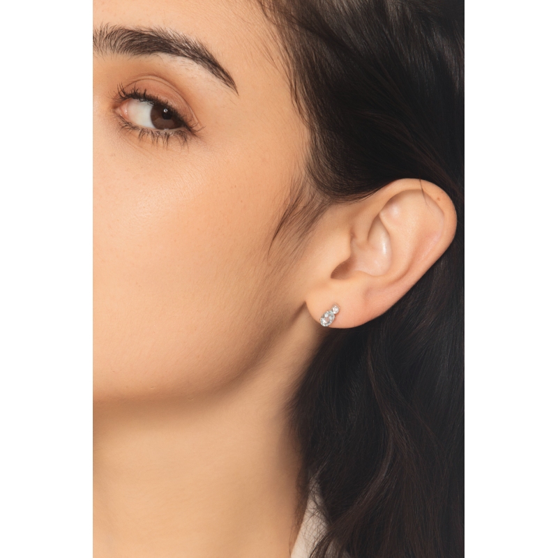 Pendientes en oro 750 con aguamarinas ovalada y diamantes  Pendientes en oro 750 con aguamarinas ovalada y diamantes