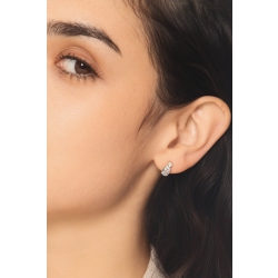 Pendientes de botón en oro blanco de 18k con aguamarinas ovaladas y diamantes 2