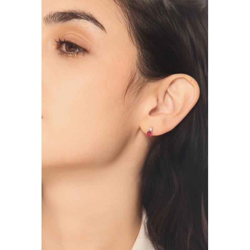 Pendientes en oro blanco 18k con rubies y diamantes Pendientes en oro blanco 18k con rubies y diamantes