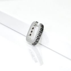 Pendiente único rectangular en oro blanco 18k con diamantes negros