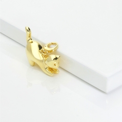 Colgante en forma de gato en oro amarillo 18k de 2 cm 2