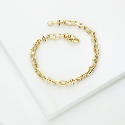Pulsera cadena en oro amarillo 18k con diseño geométrico 2