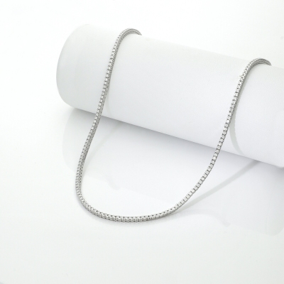 Collar tennis en oro blanco de 18 quilates con diamantes