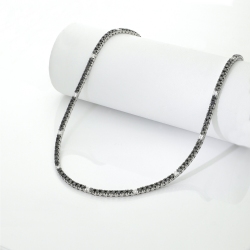 Collar tennis en diamantes negros y blancos oro 750