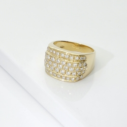 Anillo en oro 18K con línea de diamantes brillantes