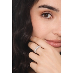 Alianza engastada creativa oro blanco 18K y diamantes 2
