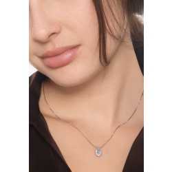 Collar halo en oro blanco 18k con aguamarina y diamantes 2