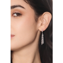 Pendientes colgantes en oro blanco 18k con diamantes 2