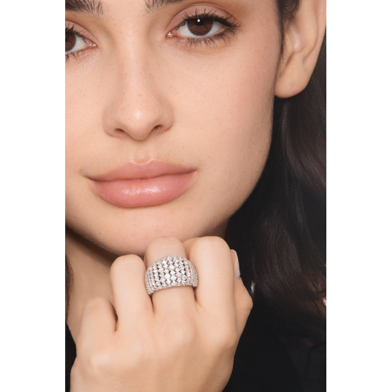 Anillo de banda suave en oro blanco con diamantes Anillo de banda suave en oro blanco con diamantes