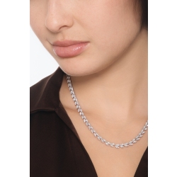 Collar en oro blanco 750 con diamantes navette 2