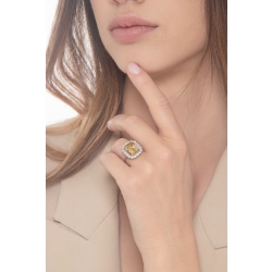 Anillo Halo en oro blanco de 18k con diamantes y citrino rectangular 2