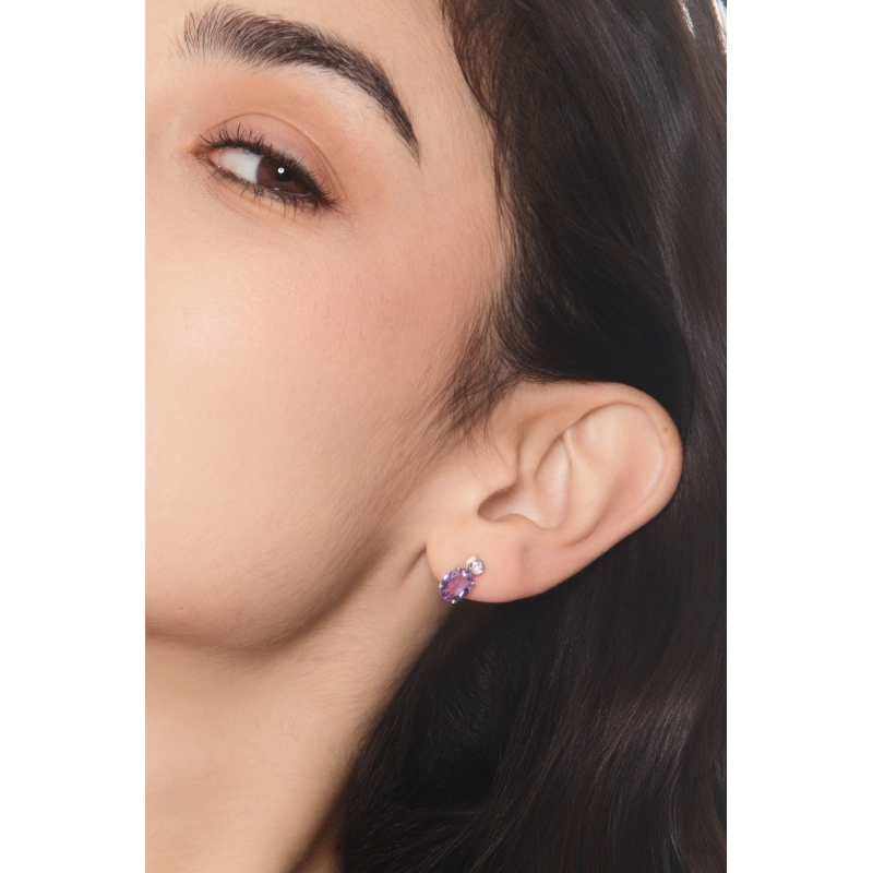 Pendientes en oro blanco con amatista oval y diamante