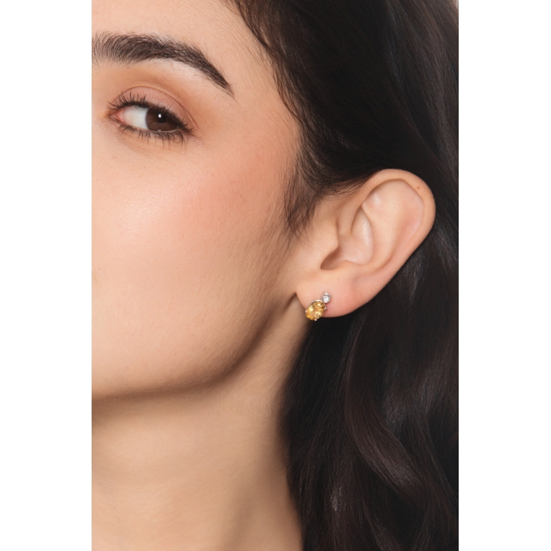 Pendientes en oro blanco con citrino oval y diamante