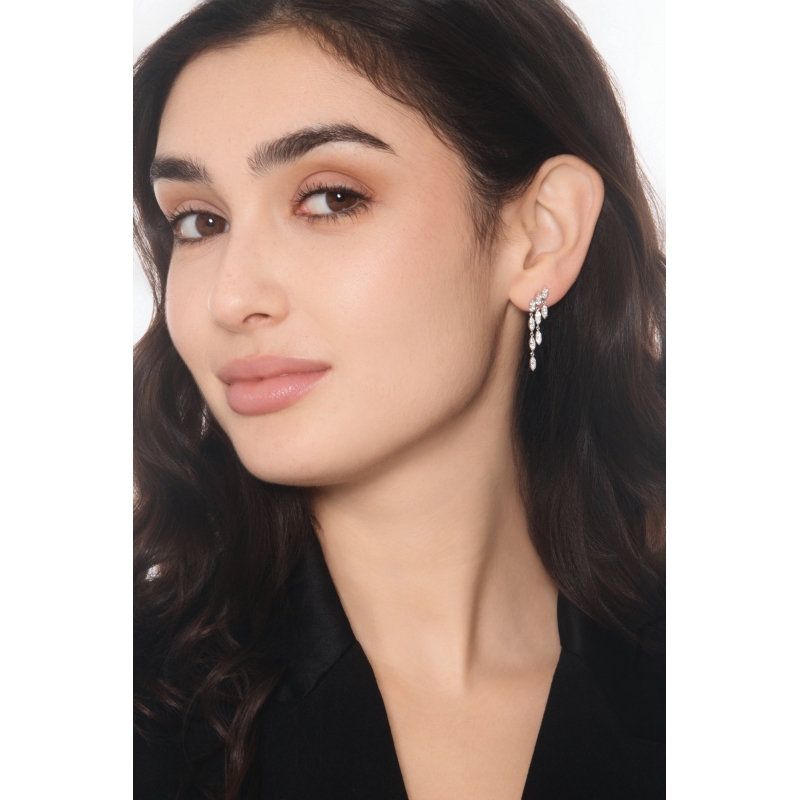 Pendientes colgantes tres filas oro blanco 18 diamantes