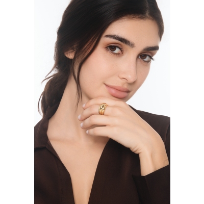 Anillo banda con diseño entrelazado en oro amarillo 750