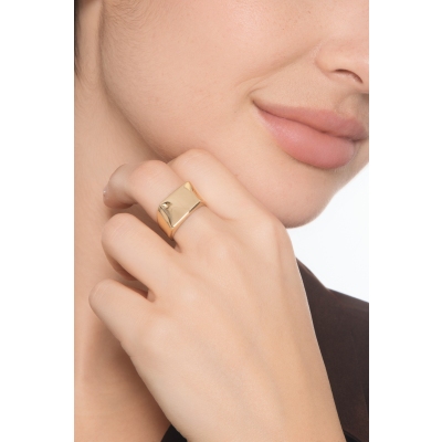Anillo de mujer en oro amarillo 18k banda rectangular