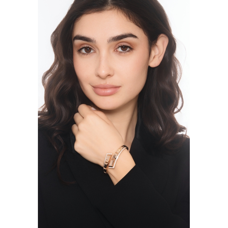Pulsera semirrígida elástica en oro rosa 18k con diamantes