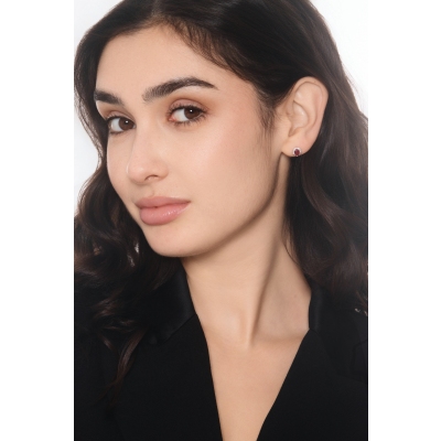 Pendientes contorno en oro blanco 18k con rubí y diamantes