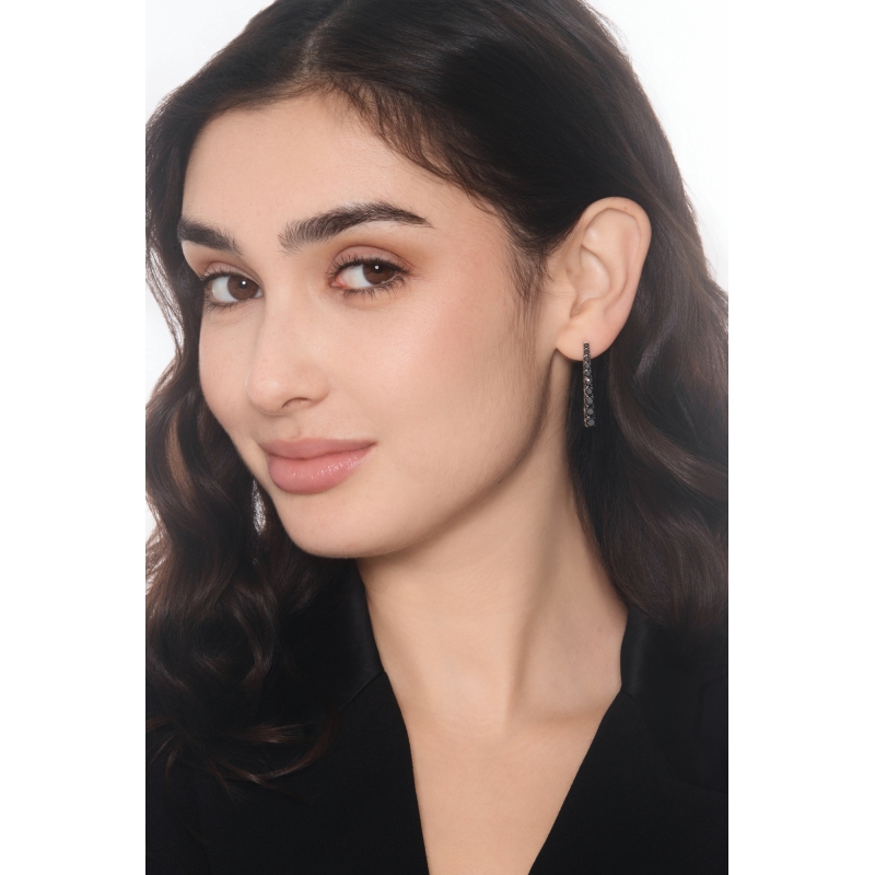 Pendientes tennis en oro blanco 18k con diamantes negros