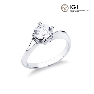 Anillo solitario con certificación IGI ct 1.00 oro blanco 750