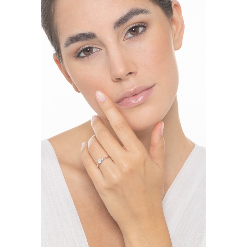 Sortija Solitario Oro 18K con Diamante 0.40ct