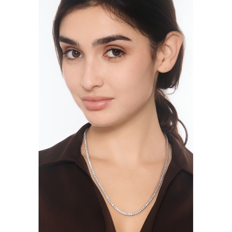 Riviera con diamantes en oro blanco 18k