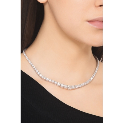 Collar de diamantes en oro blanco 18K