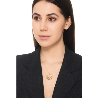 Collar de oro amarillo 18k con colgante circular calado