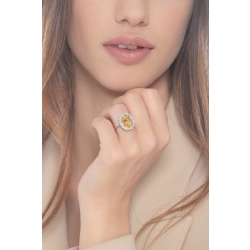 Anillo halo en oro blanco 18k con citrino ovalado y diamantes 2