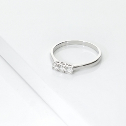 Anillo trilogy mujer en oro blanco 18k con diamantes 0.30 ct 