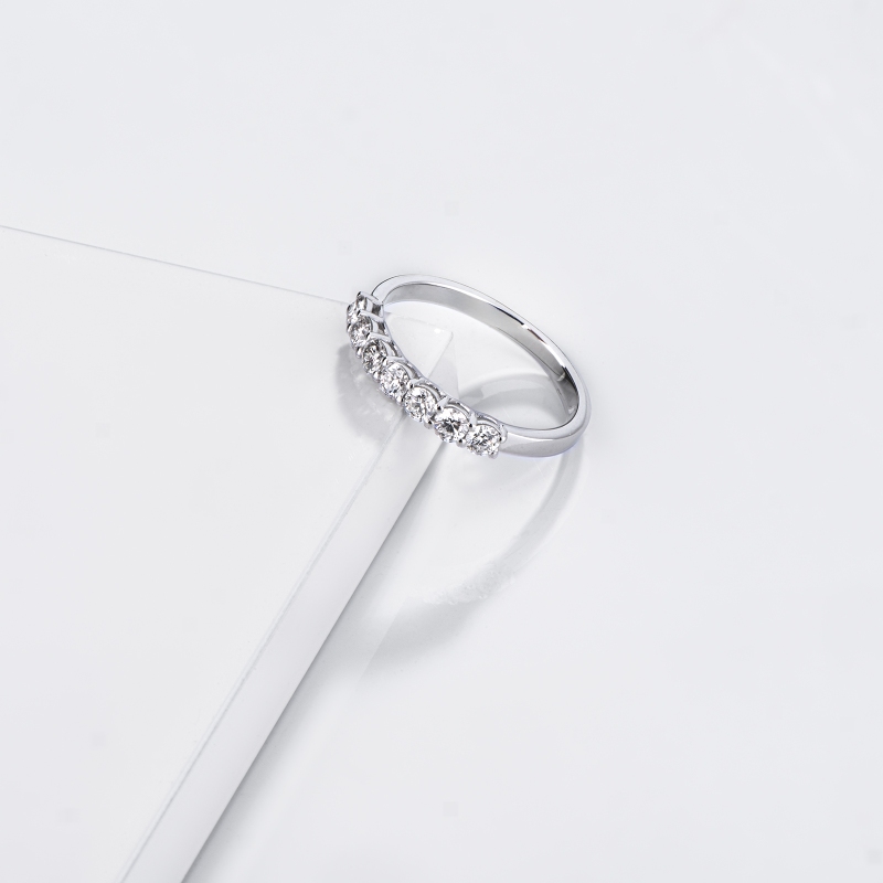 Sortija 7 Diamantes Oro Blanco 18K CT 0,55