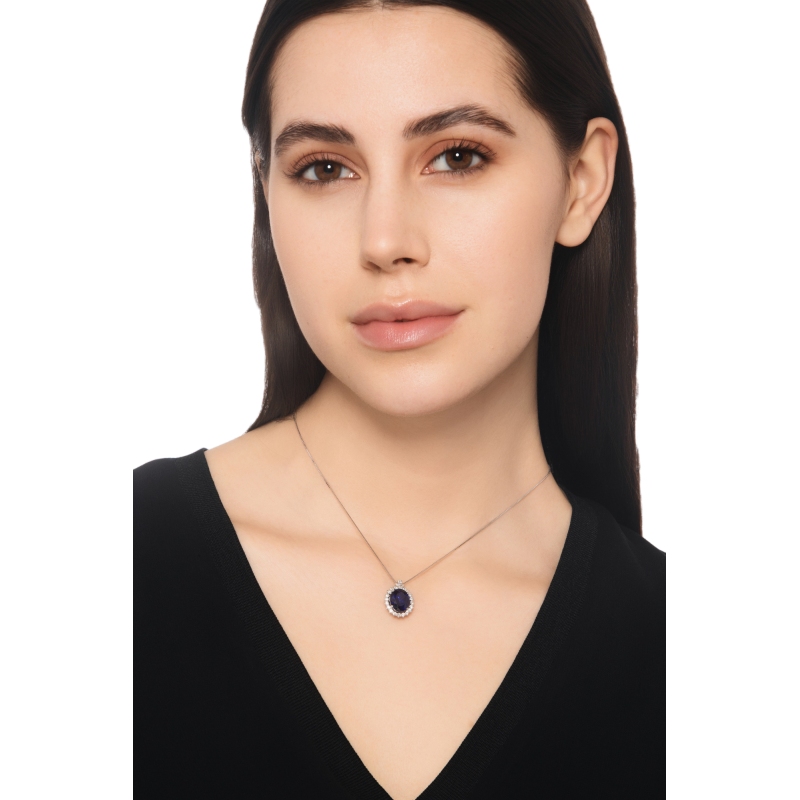 Gargantilla Oro Blanco 18k con zafiro azul 10x8 y halo de diamantes