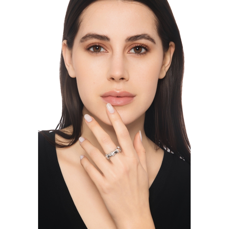 Anillo en oro blanco 18k con hileras de diamantes