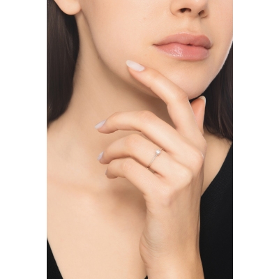 Anillo Solitario Oro Blanco 18K 4 Garras y Diamante