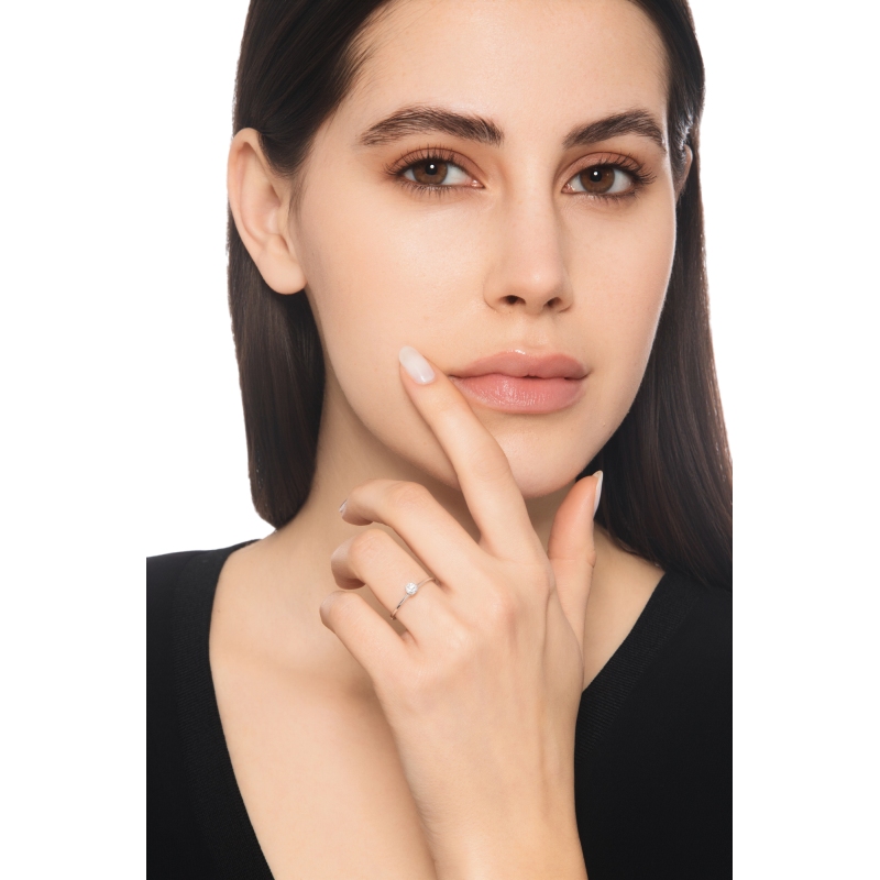 Sortija Solitario Oro 18K con Diamante ct. 0,20