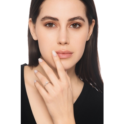 Anillo solitario en oro blanco 18k con diamante brillante CT 0.50