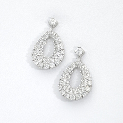 Pendientes de gota en oro blanco 18k con diamantes