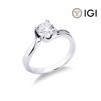 Solitario en oro blanco 18 k con diamante de 0,90 quilates