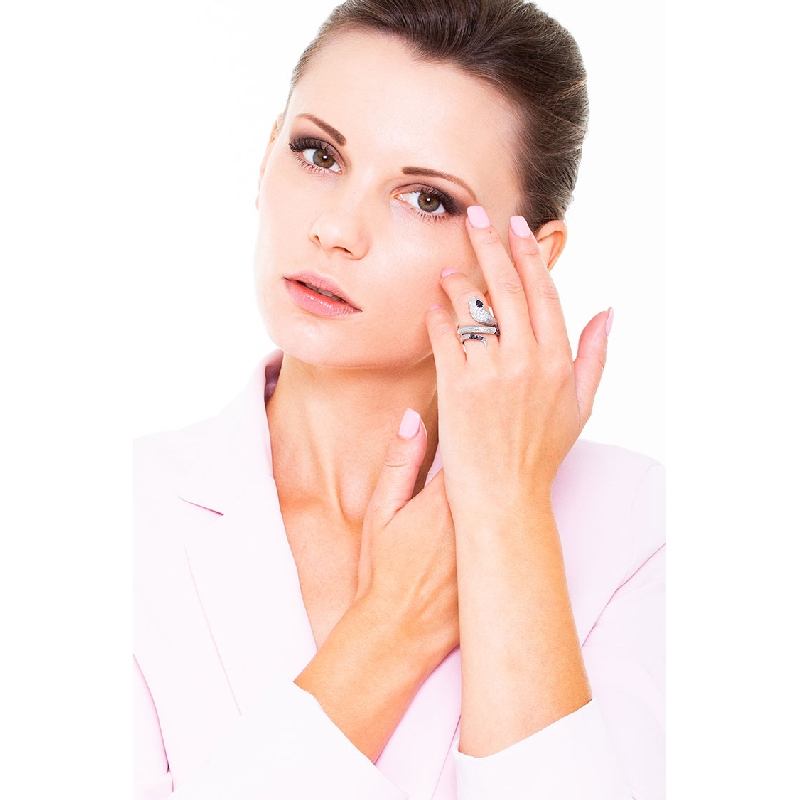 Anillo Oro Blanco 18k serpiente con diamantes y zafiros