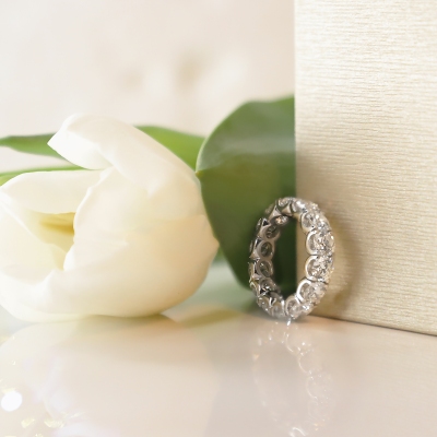 Anillo Oro Blanco 18k con diamantes naturales certificados IGI 0.50 CT