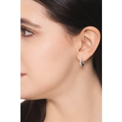 Pendiente único aro en oro blanco 18 quilates con diamantes 2