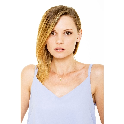 Colgante Oro Blanco 18k Peridoto Ovalado y Diamantes Talla Brillante