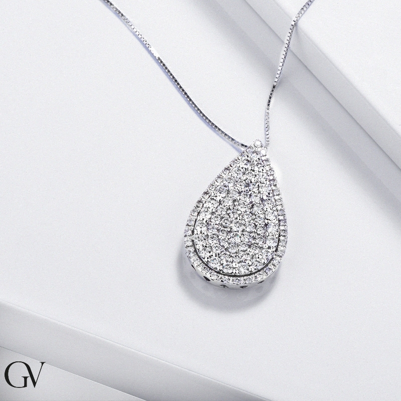 ollar en oro blanco 18K con colgante gota y diamantes ollar en oro blanco 18K con colgante gota y diamantes