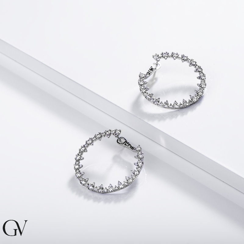 Pendientes de aro oro blanco 18k con Diamantes Pendientes de aro oro blanco 18k con Diamantes